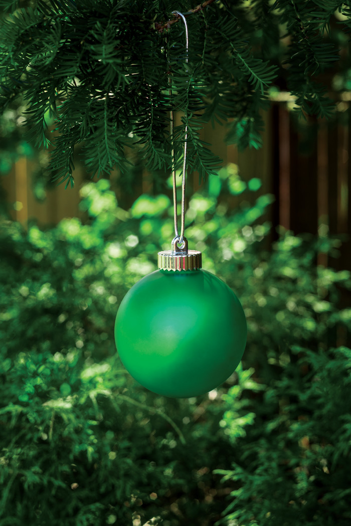 Illuminating Green Outdoor LED Pulsing 5" Globe Battery Powered Light