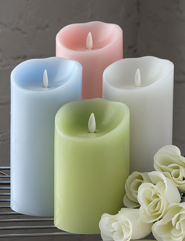 Moving Flame White Candle Battery Operated 3.5 x 7 Timer Remote