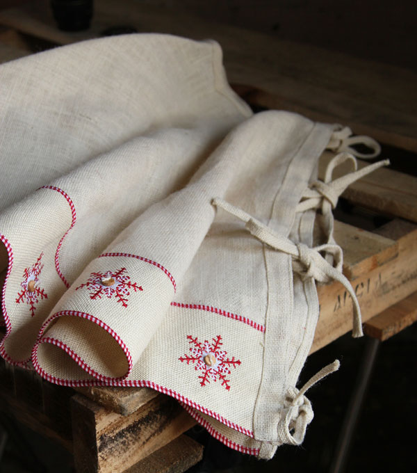 48 Burlap Tree Skirt 2021