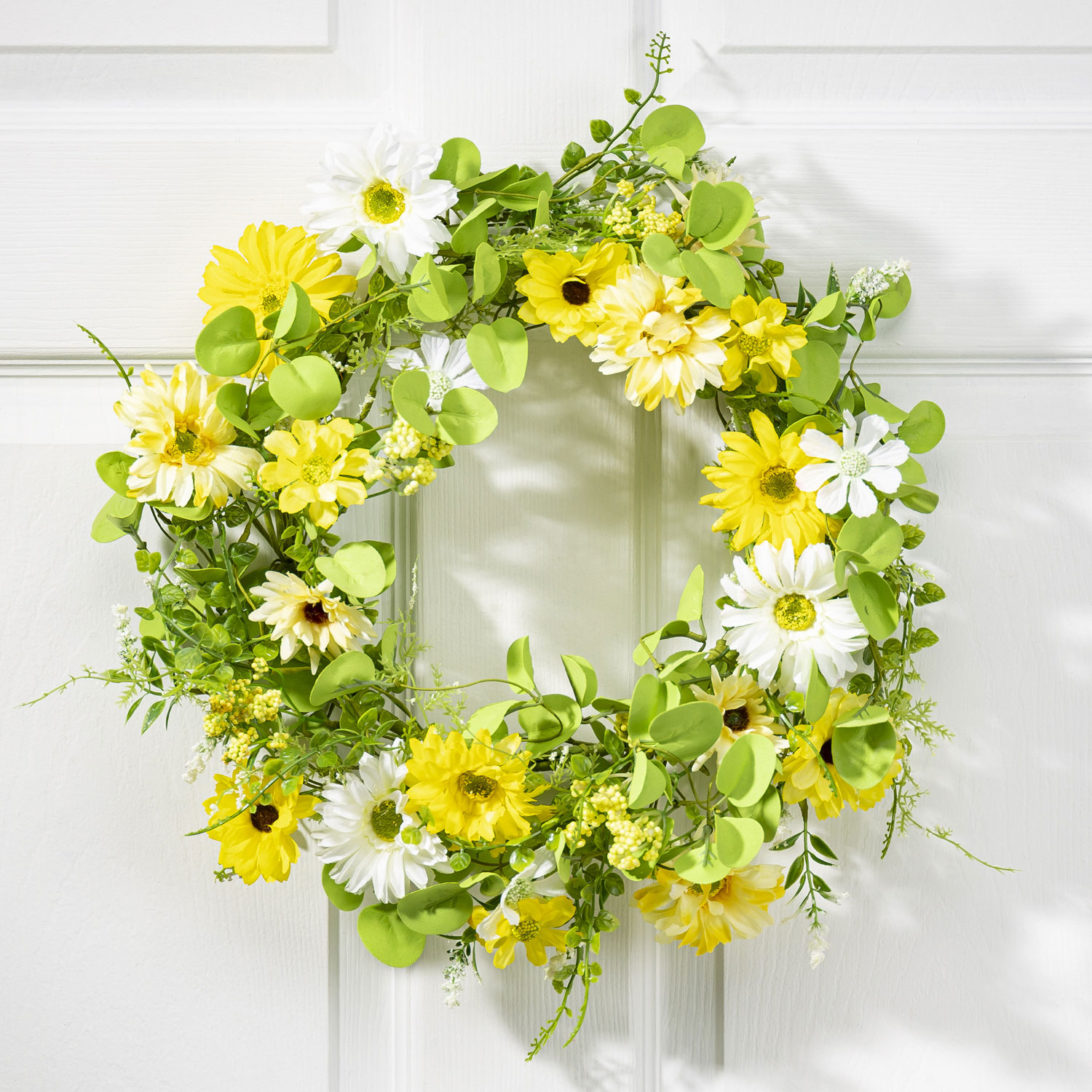 Daisy Floral Wreath 20 Inch