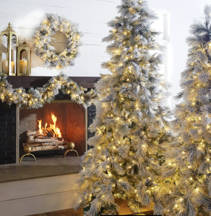 RAZ - 9 Foot Pre Lit Flocked Pine Garland - 100 Warm White LED's
