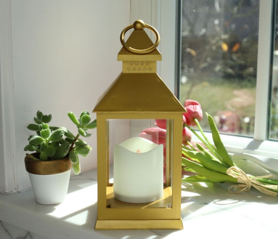 Decorative Candle Lanterns Flameless Battery-Operated with Timer