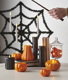 Fall & Halloween Decor