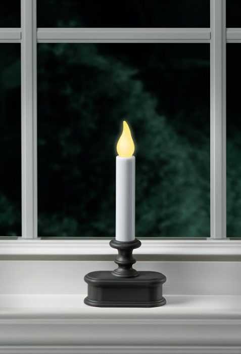 Battery Operated LED Dusk to Dawn Light Sensor Window Candle w/Flicker 