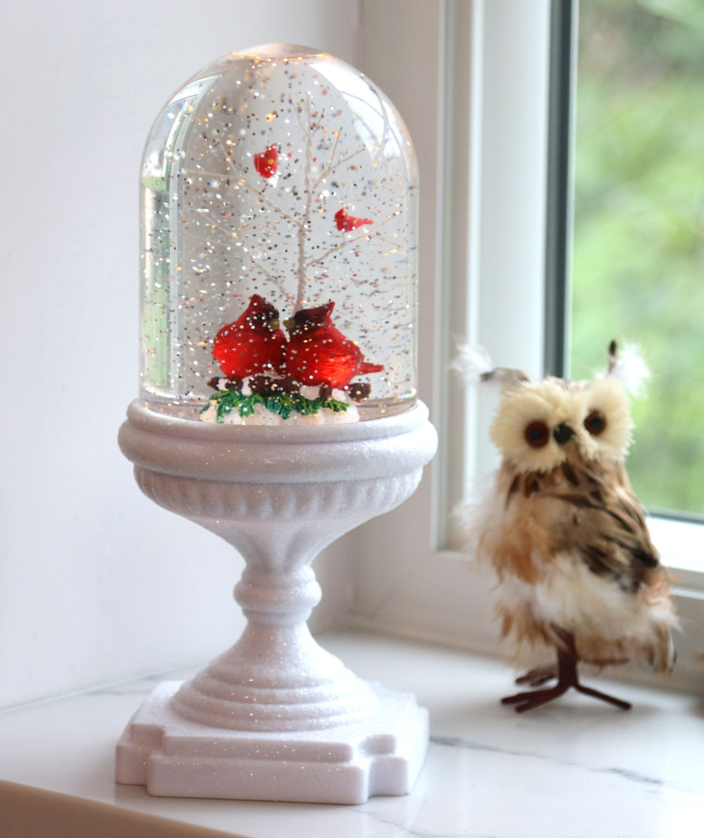 Napco Imports Red Cardinal on Pedestal 4 x 10.5 Inch Glass Christmas Glitter Water Globe Figurine