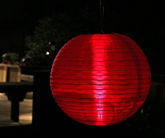 Battery-powered Lanterns, Outdoor lights