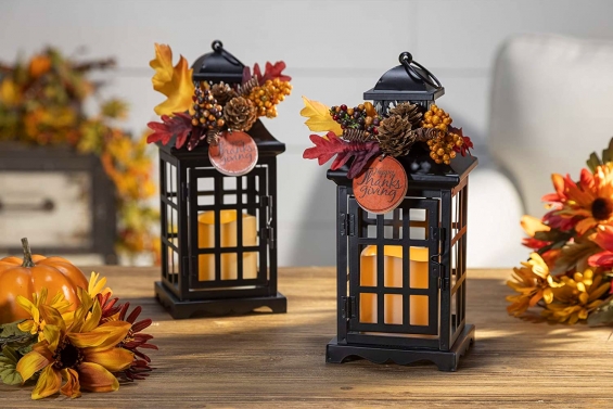 Candle lantern - Battery operated lantern with timer