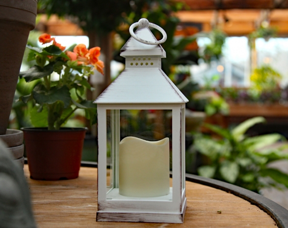 Candle lantern - Battery operated lantern with timer