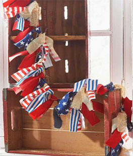 American Flag Tie Garland 5.5 Feet - NEW 2026